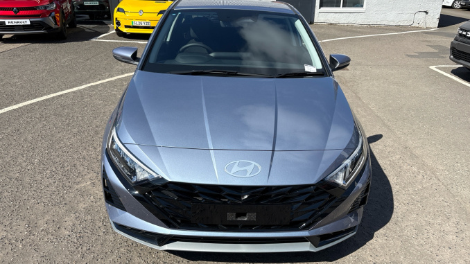 Hyundai i20 1.0T GDi Premium 5dr DCT Petrol Hatchback - Image 8